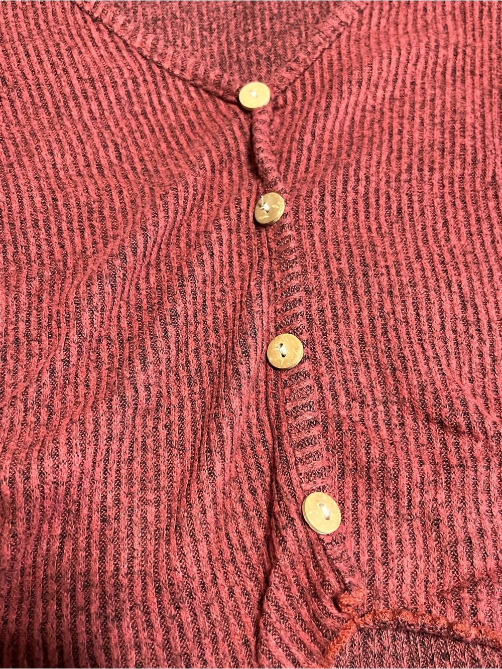 Ribbed Button-Front Cropped Top - Picture 4 of 6